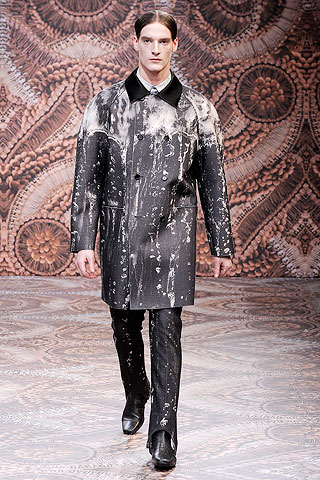 Alexander McQueen / - 2010-2011